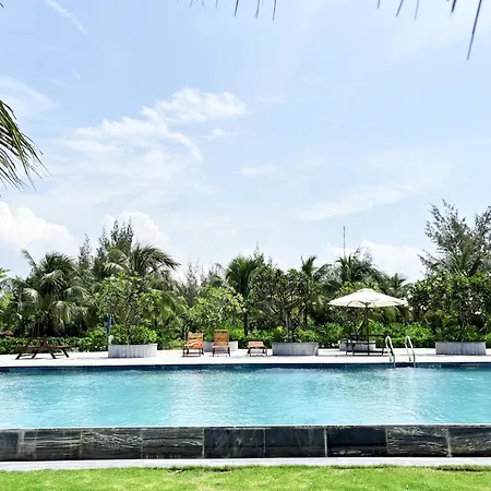 Kigi Beach Resort